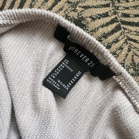 Cute basic crop top - Picture 5 of 5